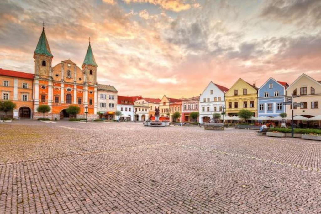 Lovely Apartment - Zilina Centrum Luaran gambar