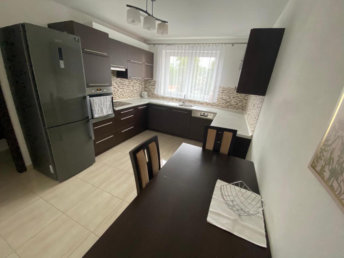 Lovely Apartment - Zilina Centrum Luaran gambar